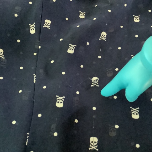 Torrid Sheer Navy Blue & White Skull‎ Polka Dot Print Size 3 - Picture 7 of 7
